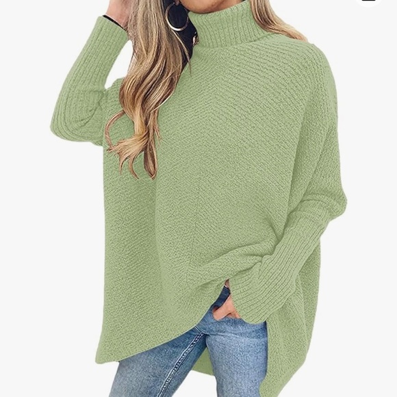 Amazon green pea color sweater, size small. Never worn - Picture 5 of 10
